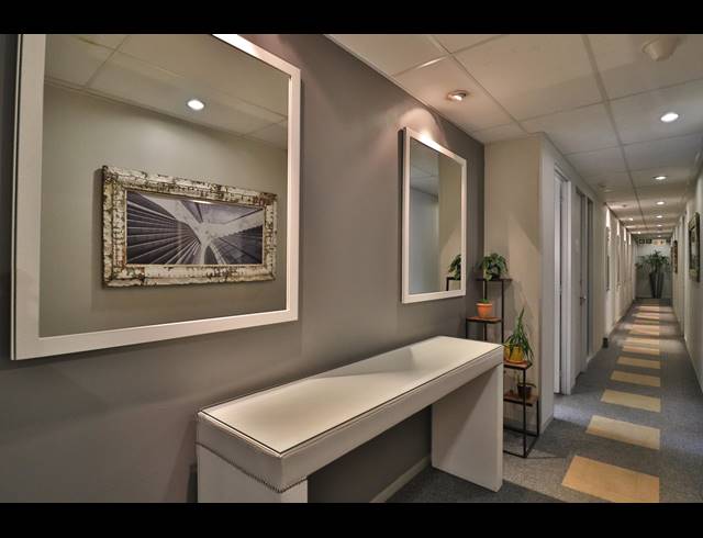 23M² SERVICED OFFICE TO LET IN FOURWAYS